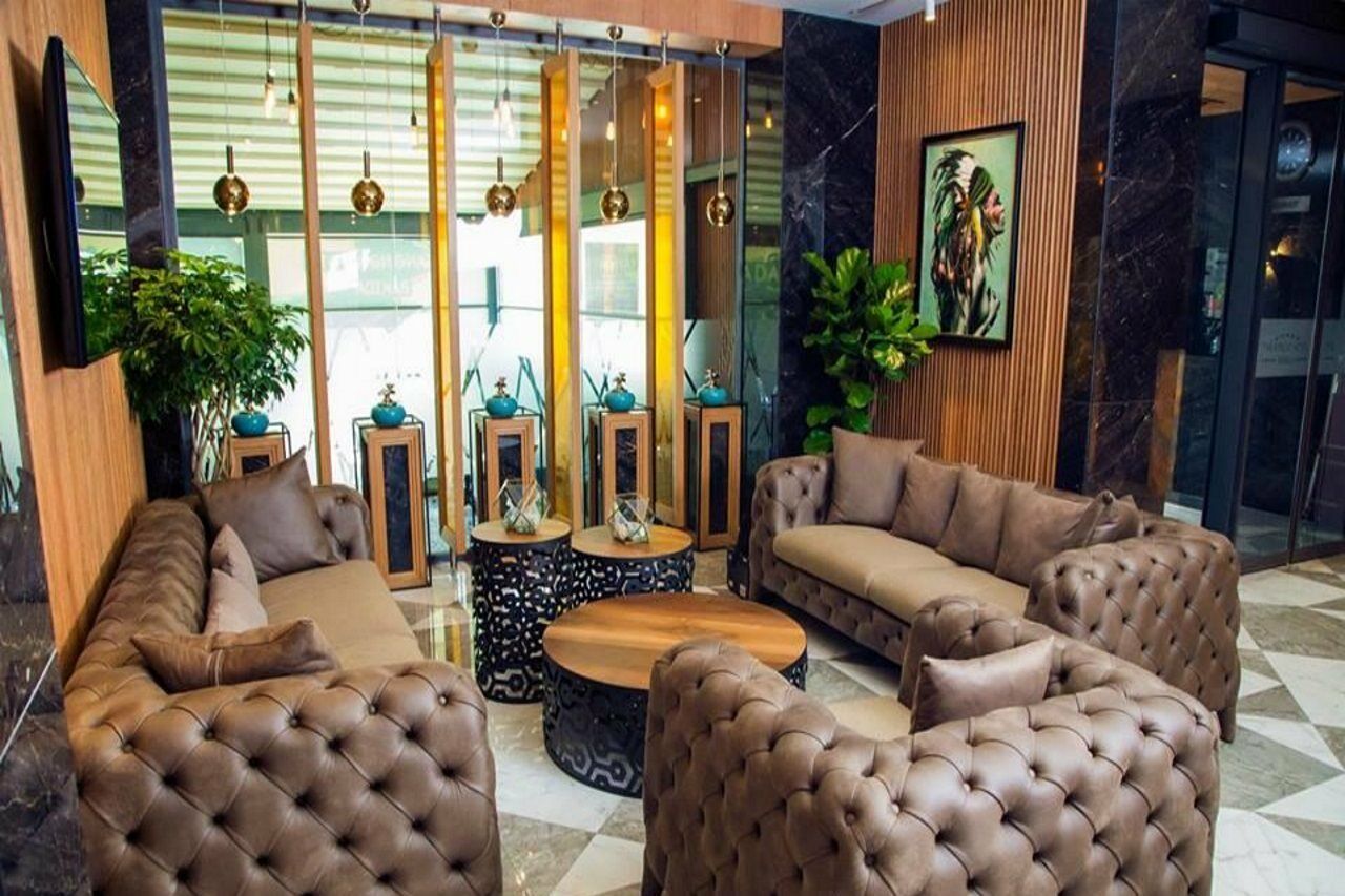 Theatrum Hotel Bakú Exterior foto Lobby